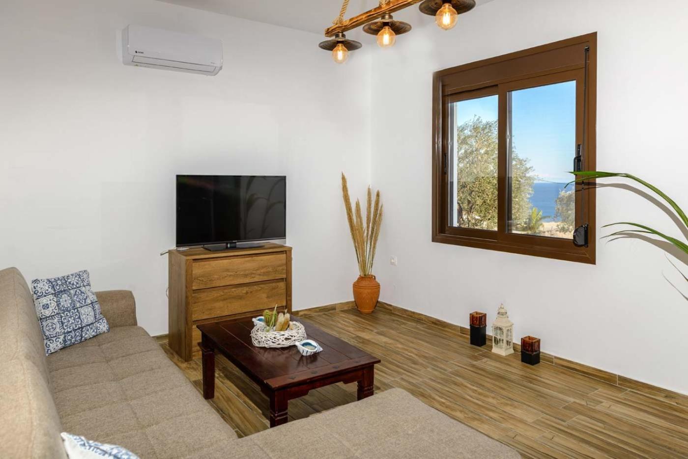 Blue Bay Villas , Ground Floor Archangelos  Bagian luar foto
